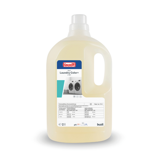 Eine 2-Liter-Flasche Buzil Buz® Laundry Color+ L 821 Flüssigwaschmittel für Bunt- und Feinwäsche verfügt über einen ergonomischen Tragegriff. Die hellbeige Flüssigkeit im Inneren stammt von BUZIL-WERK Wagner GmbH & Co. KG und ist mit einem Etikett versehen, das Produktdetails und Textilpflegehinweise in mehreren Sprachen enthält.