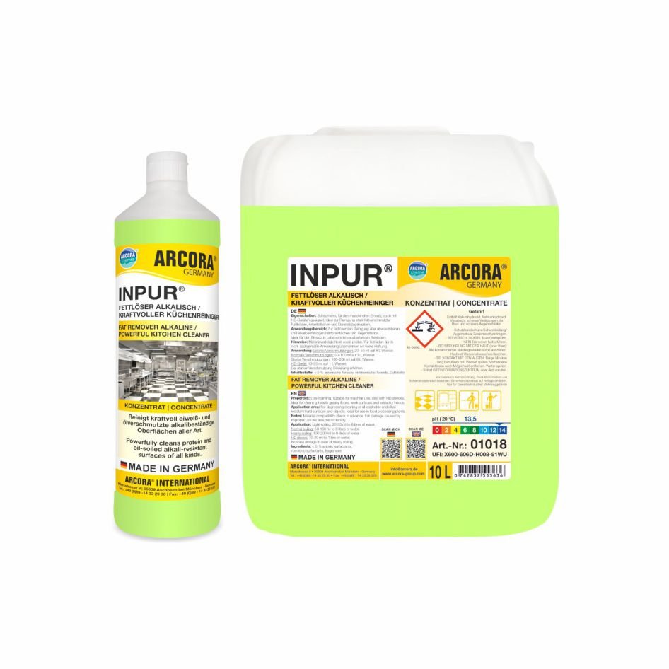 Kaksi Arcora INPUR RASVANPOISTAJA EMÄKSINEN / TEHOKAS KEITTIÖPUHDISTUSAINE Arcora International GmbH:lta: valkoinen pullo keltaisella korkilla ja etiketillä sekä suuri läpinäkyvä kelta-vihreä 10L-kannu. Emäksinen kaava tehokkaaseen keittiön puhdistukseen.