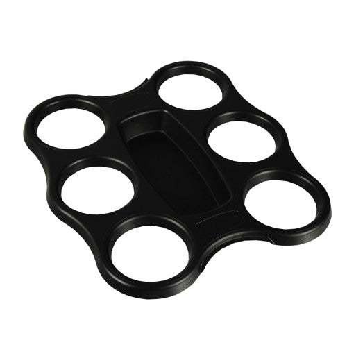 Starpak-kupin tarjotin (musta, PS, 22,4 x 24,4 x 2,4 cm) sisältää 6 kuppia pyöreissä aukkoissa keskitetyn suorakulmaisen osaston ympärillä; pakkaus sisältää 3 kutistekalvoon käärittyä tarjotinta.