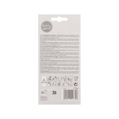 PAPSTAR syntymäpäiväkynttilöiden 6 cm blisterin (24 kappaletta) PAPSTAR GmbH:lta takapuoli näyttää painetut ohjeet, varoitukset, turvallisuussymbolit mustalla, viivakoodin oikeassa alakulmassa ja "Party feeling!!"-logon vasemmassa yläkulmassa. Sisältää värikkäitä kynttilöitä pidikkeellä.