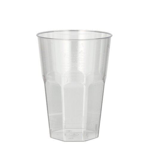 Läpinäkyvä Starpak Latte Macchiato -muovikuppi (0,3 l, 8 cm Ø, 11 cm korkea) kartiomaisilla sivuilla ja tasaisella pohjalla Starpak 30-lasien sarjasta, lasinkirkas pinta, esitetty yksinkertaista valkoista taustaa vasten.