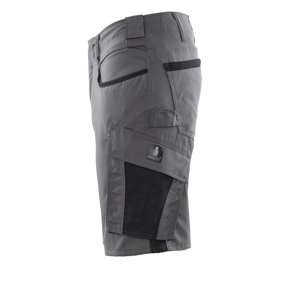 Shortsit, kevyet shortsit