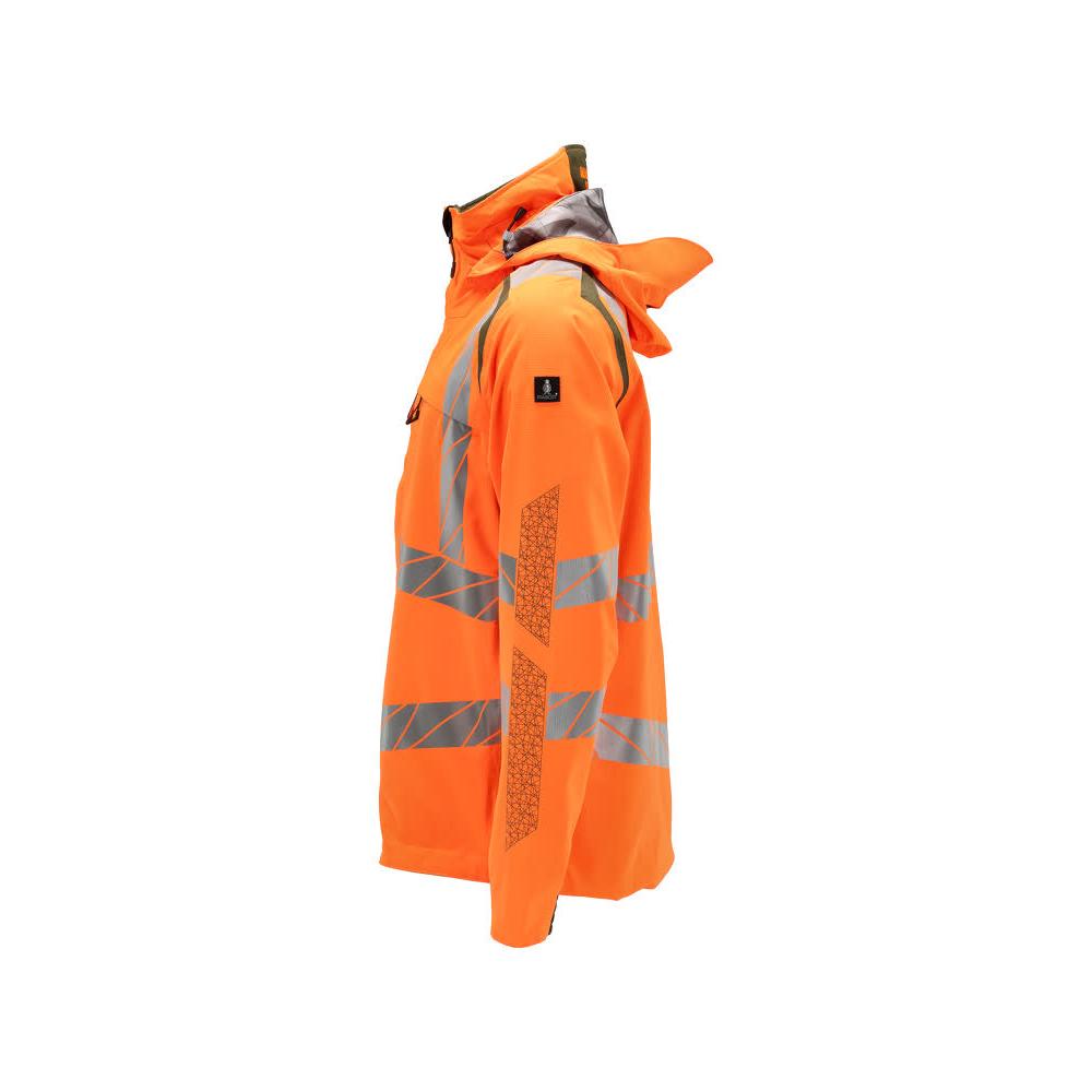 Kovakuoritakki kevyellä vuorauksella