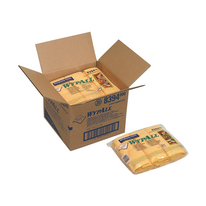 Avoin laatikko, jossa lukee "WypAll", sisältää useita paketteja WypAll® mikrokuituliinoja - tasainen liina (40 x 40 cm) Kimberly-Clark GmbH:lta. Yksi paketti on ulkona ja näyttää selvästi pakkauksensa ja brändäyksensä.