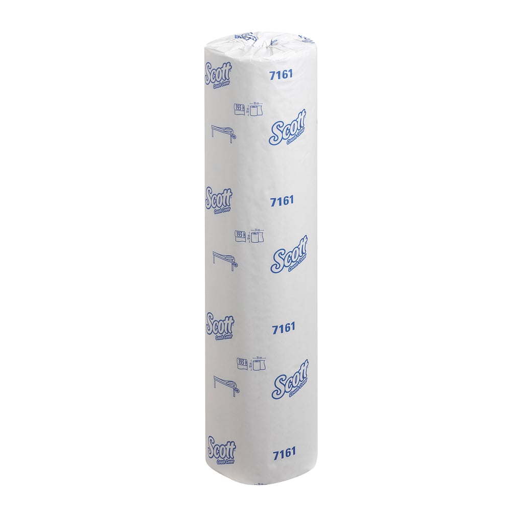 Yksi korkea, sylinterimäinen Scott® ESSENTIAL™ lääkärirulla - Valkoinen Kimberly-Clark GmbH:ltä, hygienisessä valkoisessa pakkauksessa sinisellä tekstillä ja grafiikalla, seisoo pystyssä yksinkertaista valkoista taustaa vasten, ihanteellinen lääketieteellisiin ympäristöihin.