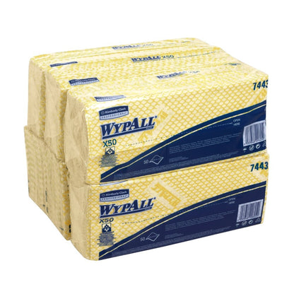 Kaksi Kimberly-Clark GmbH:n WypAll® X50 pyyhepakkausta - Interfold (kumpikin 50 pyyhettä, 41,80 x 24,70 cm) on pinottu; pakkauksessa näkyvät selvästi brändi- ja tuoteinformaatio.