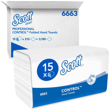 Yksi pakkaus Scott® CONTROL™ taittopaperipyyhkeitä - valkoinen Kimberly-Clark GmbH:lta sisältää 15 pakkausta, joissa on kukin 212 arkkia (yhteensä: 3 180 arkkia) hygieeniseen käsien kuivaamiseen. Tuotenumero 6663 on näkyvissä pakkauksessa.
