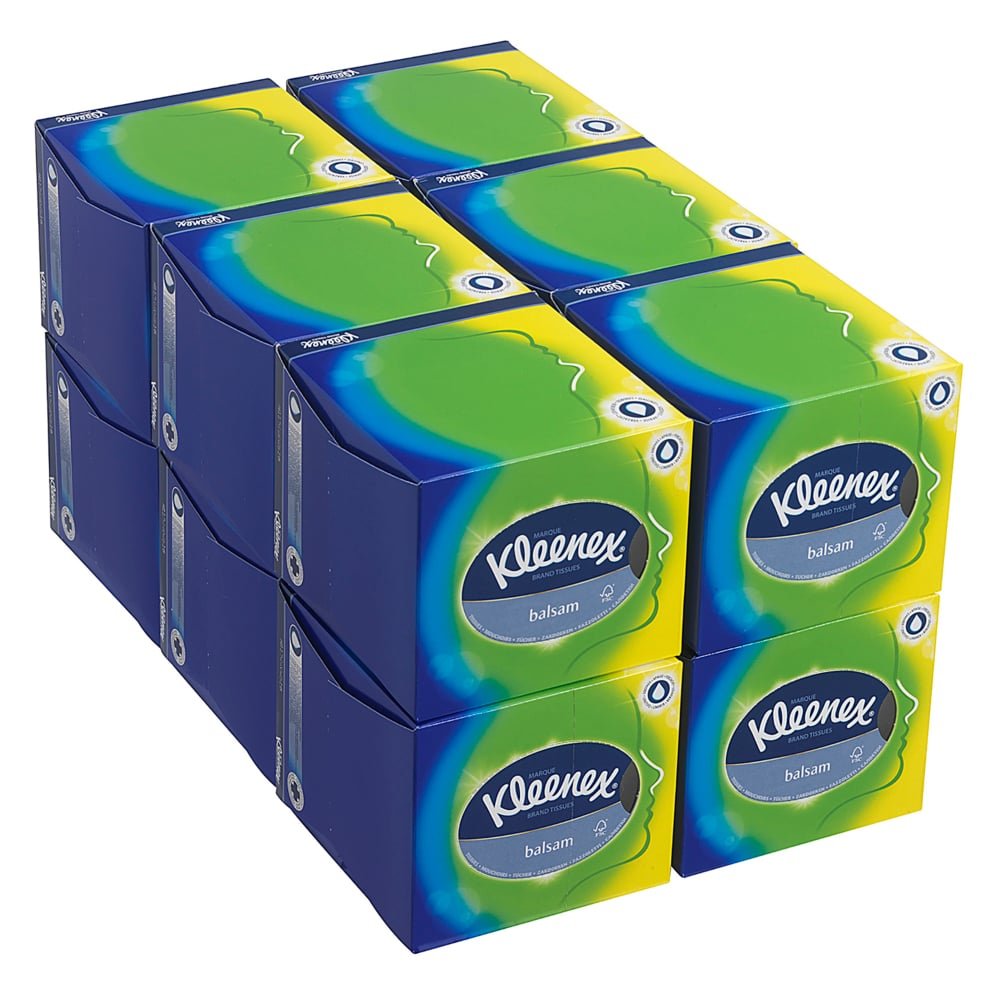 Yhdeksän Kleenex® kosmetiikkapyyhettä - kuutio-laatikko / valkoinen Kimberly-Clark GmbH:lta on pinottu 3x3. Jokainen valkoinen kuutio-laatikko on ihanteellinen kasvojen hoitoon, ja Kleenex-logo on selvästi näkyvissä jokaisessa pakkauksessa.