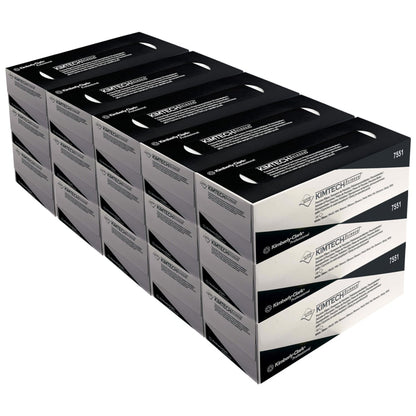 Neljä riviä Kimberly-Clark GmbH:n Kimtech® Science Precision -liinapakkauksia, Suuri, Valkoinen (15 laatikkoa x 196 liinaa) on pinottu päällekkäin; jokainen laatikko näyttää selvästi merkin ja tuotetiedot pakkauksessa.