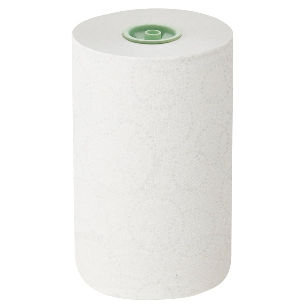 Ein einzelnes Kleenex® E-roll Slimroll™ weißes 1-lagiges Rollenhandtuch von Kimberly-Clark GmbH steht aufrecht vor einem unifarbenen Hintergrund und zeigt sein schwaches kreisförmiges Muster und den grünen Kunststoffkern.