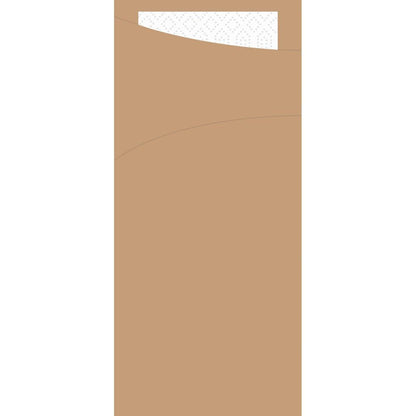 Duni GmbH:n SACCHETTO 190x85mm eco brown -pussi on osittain piilotettu suuren vaaleanruskean, hienovaraisesti kaarevan pinnan taakse. Siinä on valkoinen pistekuvio, ja se on valmistettu kierrätettävistä materiaaleista, mikä antaa sille ympäristöystävällisen ilmeen.