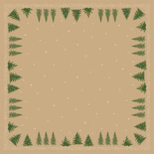 Vaaleanruskea neliö, jossa on valkoisia pisteitä ja tähtiä, kehystetty vihreillä kuusilla, luo juhlallisen ilmeen - ihanteellinen pöytäkoristeeksi Duni GmbH:n 84x84cm "Humble Trees" Bio-Dunicel-keskiliinalla (pakkaus: 20 kappaletta, biohajoava).