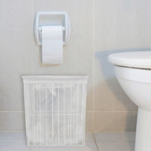 Tork Abfallbehälter 20 Liter B2 weiß in einem Waschraum neben der Toilette