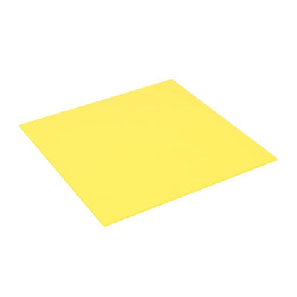 Yksittäinen Post-it® Super Sticky Big Note BN11-EU keltaisena, 279 x 279 mm, 3M Deutschland GmbH:lta seisoo vinosti yksinkertaisella valkoisella taustalla ja korostaa sen kolmiulotteista muotoa. Lohko sisältää 30 arkkia ja on PEFC-sertifioitu.