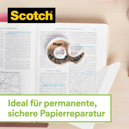 Scotch™ ruostumattomasta teräksestä valmistettu teippiteline hopea Scotch® Magic™ teipillä (66% kasvipohjainen liima, 19 mm x 13,9 m, 2 rullaa) 3M Deutschland GmbH:lta soveltuu erinomaisesti turvallisiin, pysyviin paperikorjauksiin.