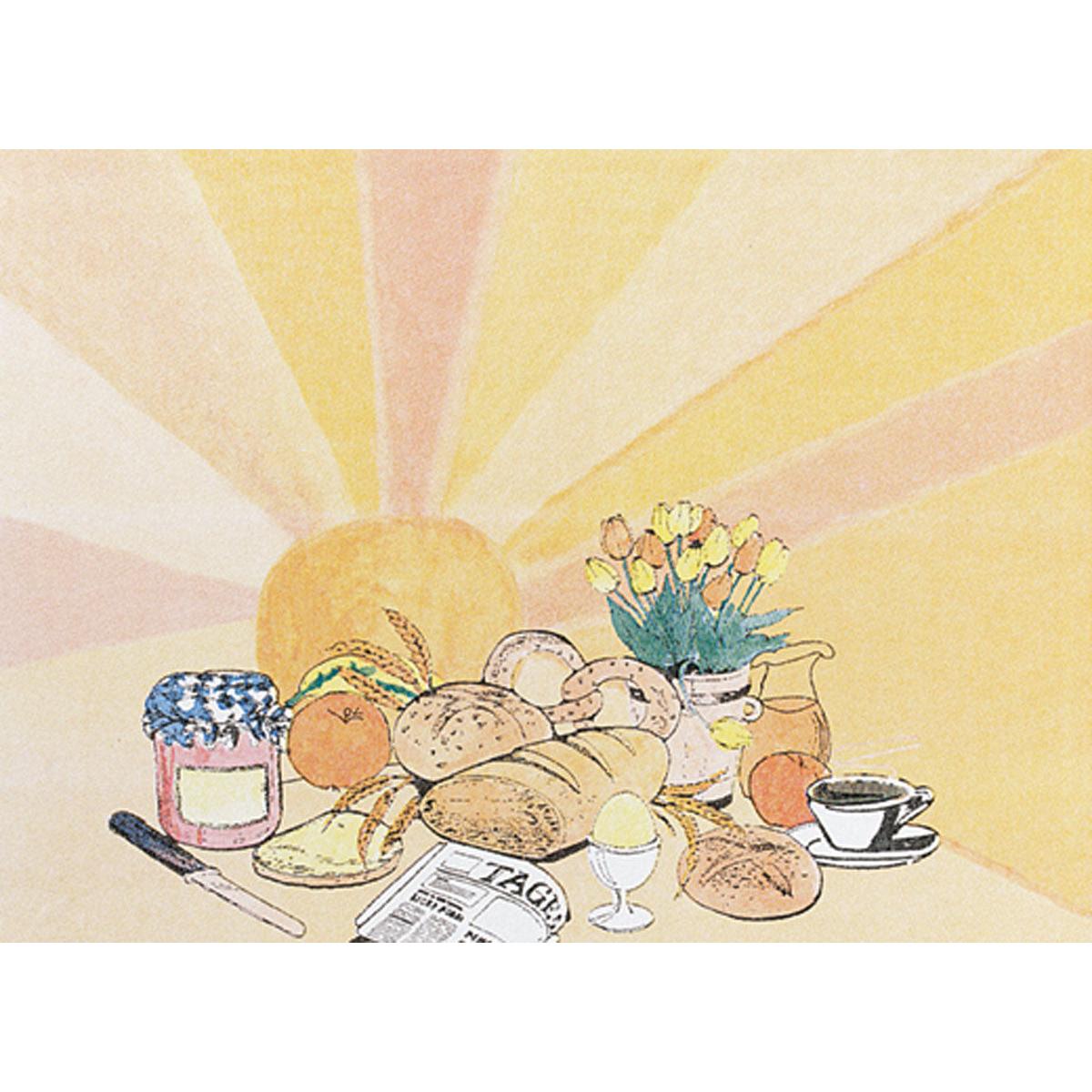 Aamiaispöytä, jossa on leipää, marmeladia, kahvia, hedelmiä ja kukkia, on katettu Dunicel-pöytäliinoille 30x40 cm Duni GmbH:lta (100 kappaletta), samalla kun taustalla nousee aamuaurinko - täydellinen juhliin ja tilaisuuksiin.
