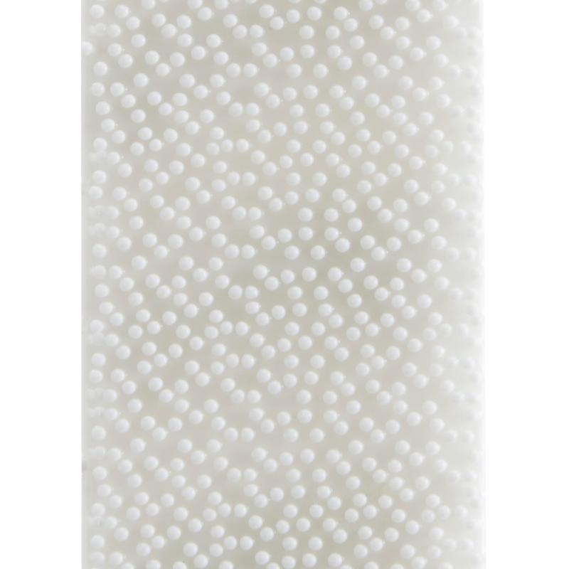 3M Deutschland GmbH:n isot Command™-kuvankiinnitysliuskat L (6 sarjaa, 17206-6) näyttävät valkoisen taustan, jossa on säännöllinen kuvio pienistä kohotetuista pyöreistä kohoumista ja pehmeä valaistus, joka luo lempeitä varjoja jokaiselle kohoumalle.