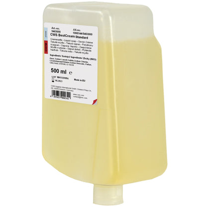CWS:n saippuavoide BestCream Standard tulee läpikuultavassa keltaisessa 500 ml astiassa, jossa on valkoinen etiketti, kulmikas kansi ja pohja-annostelija. Iholle sopiva saippuavoide on ihanteellinen hellävaraiseen käsien pesuun.