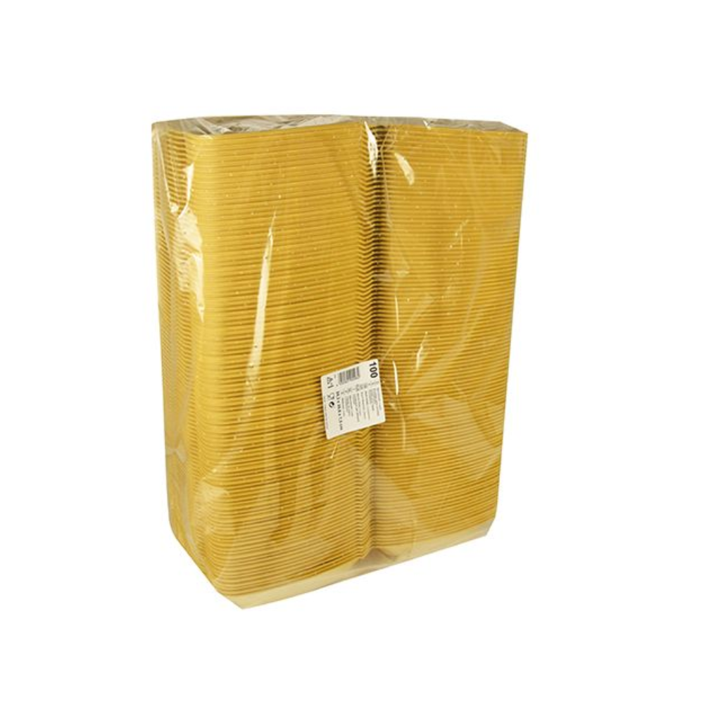 Suljettu paketti Starpak-ateriabokseja XPS 2-osainen, kääritty kutistekalvoon, täydellinen kaikkiin mukaan otettavien aterioiden myyntitarpeisiin. Paketin etuosassa on valkoinen etiketti, jossa on tekstiä.