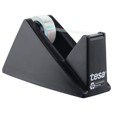 tesa DESK DISPENSER ECONOMY RECYCLED -pöytärulla, jossa on tesafilm CRYSTAL RECYCLED -teippiä, läpinäkyvä