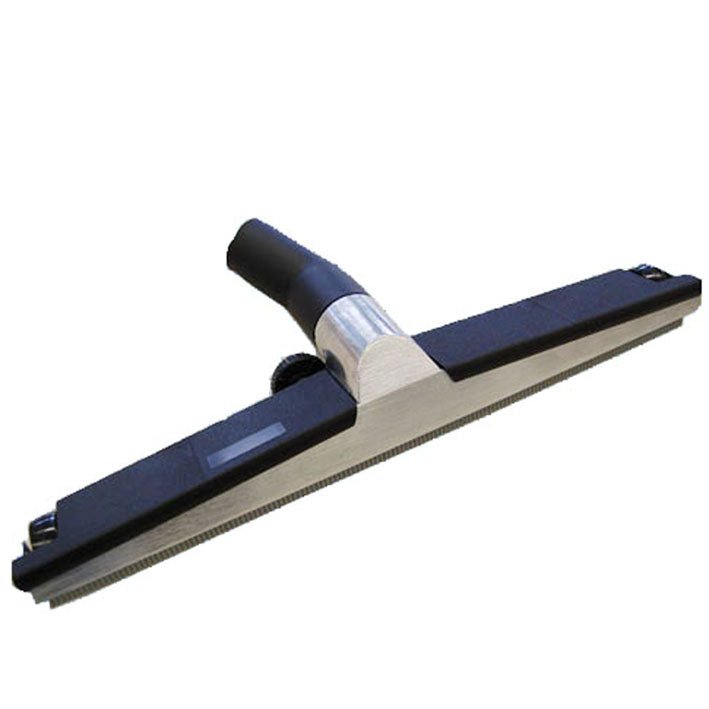 Rullasuulake, jossa on lamelli, 40 cm Diversey Deutschland GmbH & Co. OHG:ltä, on varustettu leveällä litteällä päällä ja keskiliitännällä tehokasta puhdistusta varten. Rullasuulakkeen muotoilu parantaa suorituskykyä, kun se kiinnitetään pölynimuriisi (kulmaliitäntä vaaditaan).