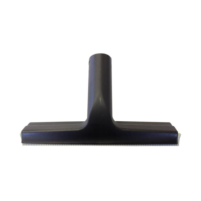 Ikkunasuuttin TASKI Steamerille Diversey Deutschland GmbH & Co. OHG:lta on musta muovinen lisäosa (250 mm) ikkunoiden ja lasipintojen puhdistamiseen, sopii TASKI Steameriin, 1 kappaleen pakkauksessa valkoista taustaa vasten.