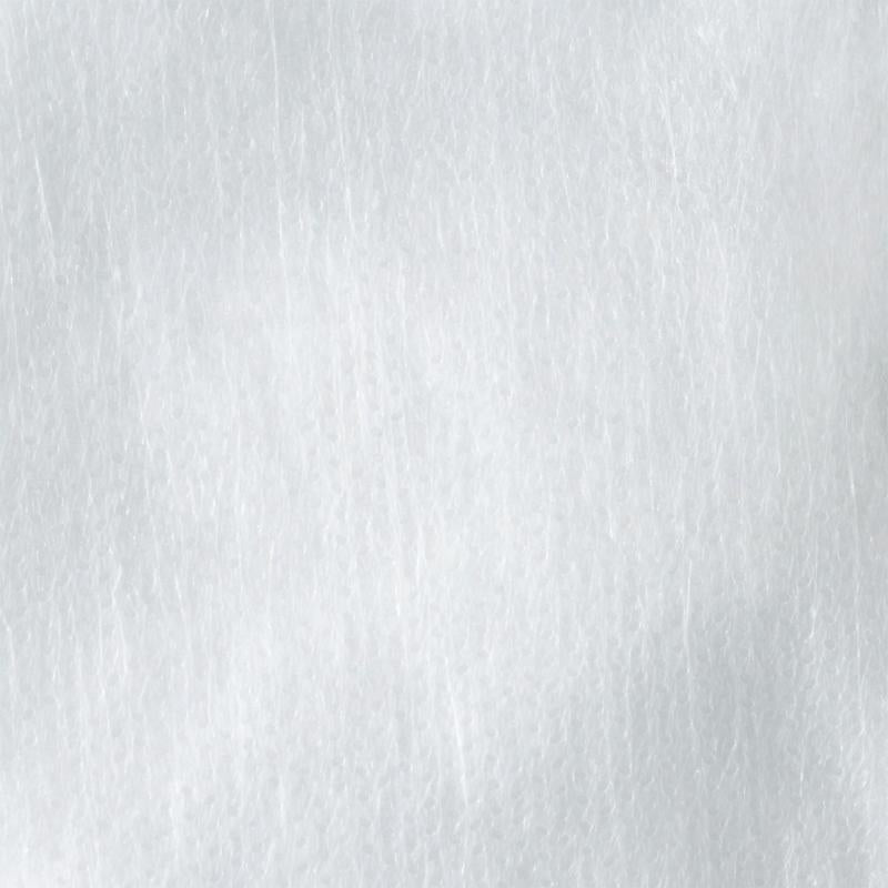 Lähikuva pehmeästä, valkoisesta, teksturoidusta pinnasta, jossa on hienoja viivoja, joka muistuttaa 3M™ Partikkelifiltteri 5925, P2 (10 paria/pakkaus) 3M Deutschland GmbH:n suodatinmateriaalia, joka on suunniteltu tehokkaaseen pölynsuojaukseen.