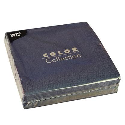 Suljettu pakkaus, jossa on 50 lautasliinaa PAPSTAR GmbH:ltä, 2-kerroksinen, 1/4-taitto, 40x40 cm Color Collectionista, 'Pap Star' -brändäyksellä pakkauksen vasemmassa yläkulmassa.