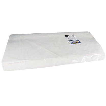 Suorakulmainen valkoinen PAPSTAR paperipöytäliina damastikuvioinnilla (70x60 cm, 250 arkkia) PAPSTAR GmbH:lta on pakattu kirkkaaseen foliopakkaukseen ja varustettu etiketillä oikeassa yläkulmassa yksinkertaisella valkoisella taustalla.