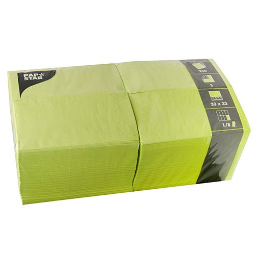 Suljettu pakkaus PAPSTAR 250 lautasliinaa, 3-kerroksinen 1/8-taitos PAPSTAR GmbH sisältää 250 lautasliinaa (33 x 33 cm) läpinäkyvässä muovikääreessä musta-keltaisilla etikettitiedoilla.