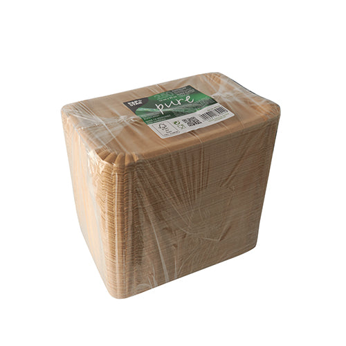 Pino neliönmuotoisia, ympäristöystävällisiä PAPSTAR 250 "pure" valkoista pahvilautasta PAPSTAR GmbH:ltä, valmistettu tuorekuitukartongista ja pakattu kirkkaaseen muoviin vihreä-valkoisella päällysetiketillä.