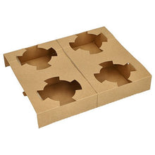 Das PAPSTAR Tragetabletts "pure" braun ist ein flaches, unmontiertes Tragetablett für 4 Suppenbecher (3,6x19,8x24,1 cm), umweltfreundlich und in 25er-Packungen von der PAPSTAR GmbH geliefert; hier ausgelegt auf weißem Untergrund.