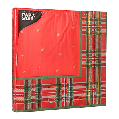Pakkaus, jossa on 20 PAPSTAR-lautasliinaa, 40 cm x 40 cm, 3-kerroksinen, PAPSTAR GmbH:lta, punavihreällä ruutureunuksella, kauttaaltaan punainen keskusta kultaisin tähdin ja 'Pap Star Collection' -etiketti pakkauksen vasemmassa yläkulmassa.