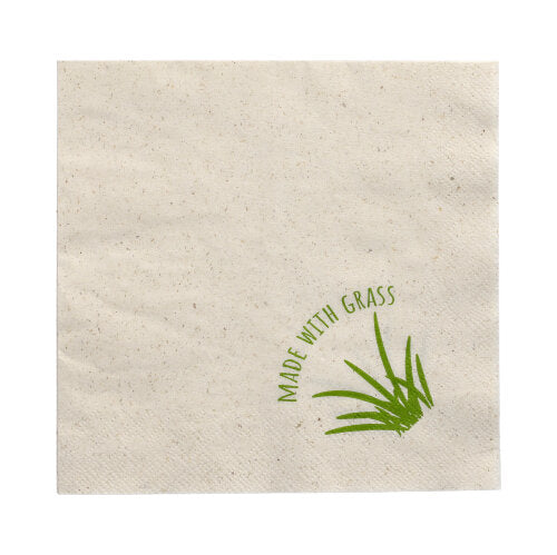 Die 2-lagigen Servietten (33 x 33 cm, 1/8-Falz) der PAPSTAR GmbH bestechen durch ihre hellbeige Farbe mit braunen Sprenkeln, dem grünen Schriftzug „MADE WITH GRASS“ und einem Gras-Symbol – perfekt für eine stilvolle Tischdekoration. Packung enthält 250 Servietten.