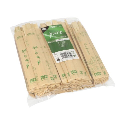 Läpinäkyvä PAPSTAR GmbH:n muovipussi sisältää 100 paria "puhtaita" bambu-syömäpuikkoja (21 cm), jotka on pakattu yksittäin kalvoon. Vihreä-valkoinen etiketti näyttää tuotetiedot, viivakoodin ja tuotemerkin nimen.