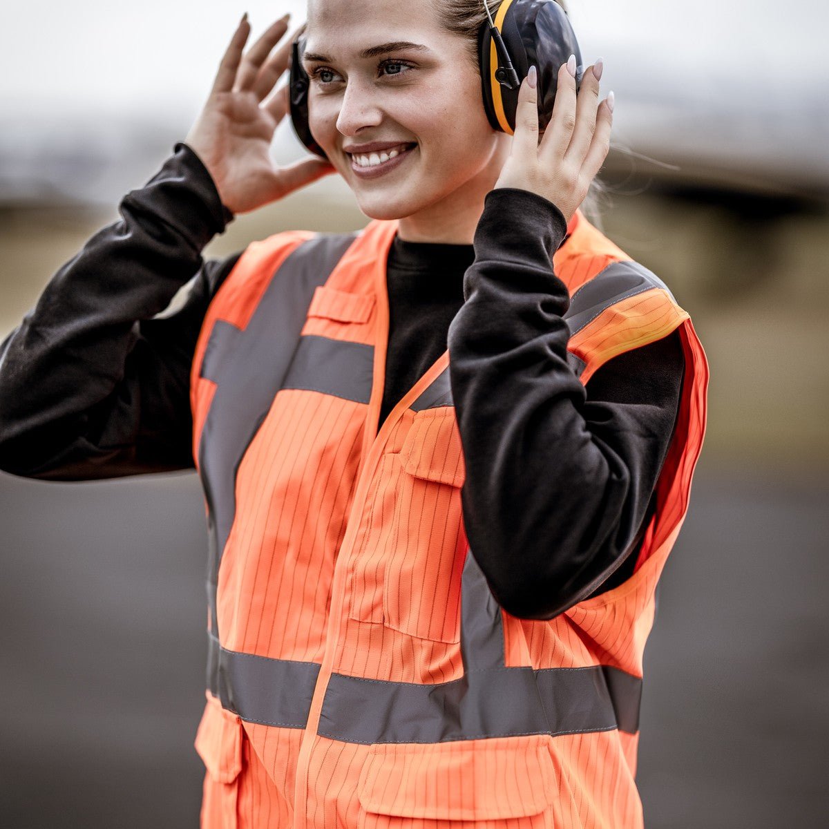 NITRAS MUTE DEFENDER PRO, kuulosuojaimet, musta / keltainen, EN 352-1 muovi | Pakkaus (1 kpl)