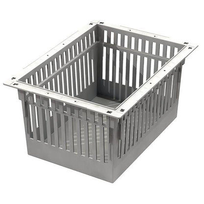 Ein graues Novocal ABS Modul Aufbewahrungssystem, teilbar und inkl. Auszugsstopps, mit vertikalen Lamellen und einem massiven Sockel zur Belüftung oder Entwässerung, ist schräg dargestellt.