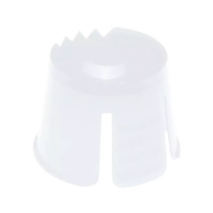 Valkoinen muovituote, jossa on sylinterimäinen muoto ja aaltoilevat reunat, joka muistuttaa AMPri PP kertakäyttöistä Dappen-astiaa AMPri Handelsgesellschaft mbH:ltä. Se on valmistettu polypropeenista, siinä on avoin yläosa ja pystysuuntaiset aukot sivuilla, joita yleensä käytetään hammaslääketieteellisten materiaalien annosteluun ja sekoittamiseen.