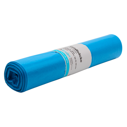 Altruan roskapussi 120 litraa, tyyppi 70, 12070 Premium, sininen valkoisella etiketillä, valmistettu kierrätetystä LDPE:stä, eristetty valkoisella taustalla.