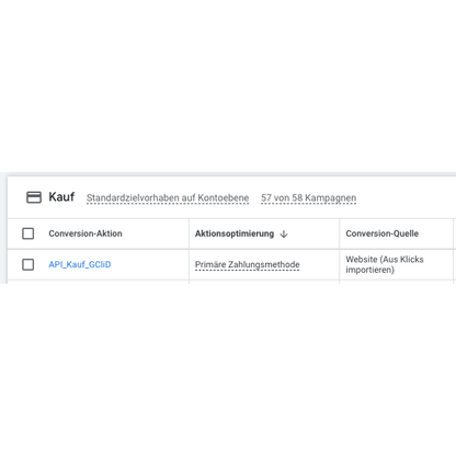Kuvakaappaus digitaalisesta käyttöliittymästä, joka näyttää kampanjoiden ostoasetusvaihtoehdot Weclappista Google Offline Conversion Uploadiin, sisältäen vaihtoehtoja konversiotoiminnolle, toiminnan optimoinnille ja konversiolähteelle, esitetty Altruanin toimesta saksaksi.