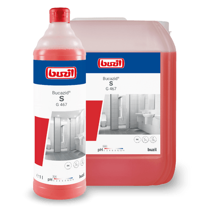 Punainen pullo ja suurempi punainen säiliö, molemmat BUZIL-WERK Wagner GmbH & Co. KG:n logolla ja 'Buzil Bucazid® S G 467 Saniteettipuhdistusaine hajunpoistajalla', näyttävät kuvia kylpyhuoneesta, jossa on WC ja pesuallas. Tämä tehokas puhdistusaine käyttää amidosulfoniinihappoa parannetun puhdistustehon saavuttamiseksi. Pullo sisältää 1 litran, kun taas säiliö on suurempi.