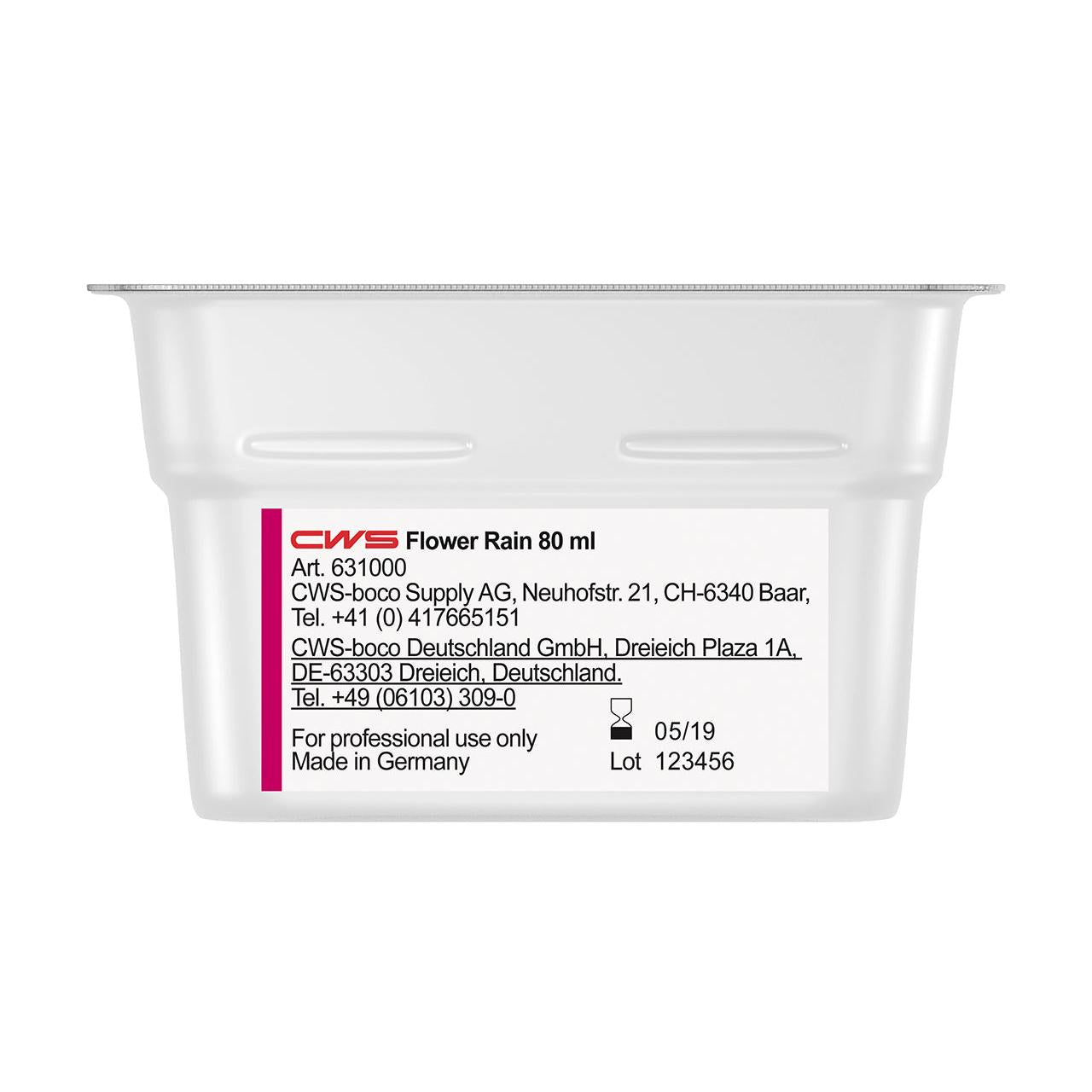 Suorakulmainen 80 ml:n CWS ParadiseLine pesuhuonetuoksu annostelijalle Paradise Air Bar, jossa on teksti "CWS Flower Rain" sekä tuote-, yritys- ja yhteystiedot sekä käyttöohje. Valmistettu Saksassa. Voimassa: 05/19. Erä: 123456. Ihanteellinen pesuhuonetuoksuksi.