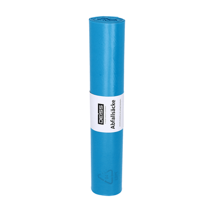 Rullattu sininen DEISS Standard®-roskapussi LDPE:stä, jossa on valkoinen etiketti, jossa on teksti ja logo, jotka viittaavat Blauer Engel -ympäristösertifiointiin.