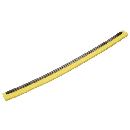 Yksittäinen, pitkä keltainen VARAOSA-KUMIHUULI, 1-huulinen, elintarvikekumi (700x20x22mm) Haug Bürsten KG:ltä, kapealla mustalla reunalla, valokuvattu valkoisella taustalla - ihanteellinen elintarvikkeiden käsittelylaitteille.