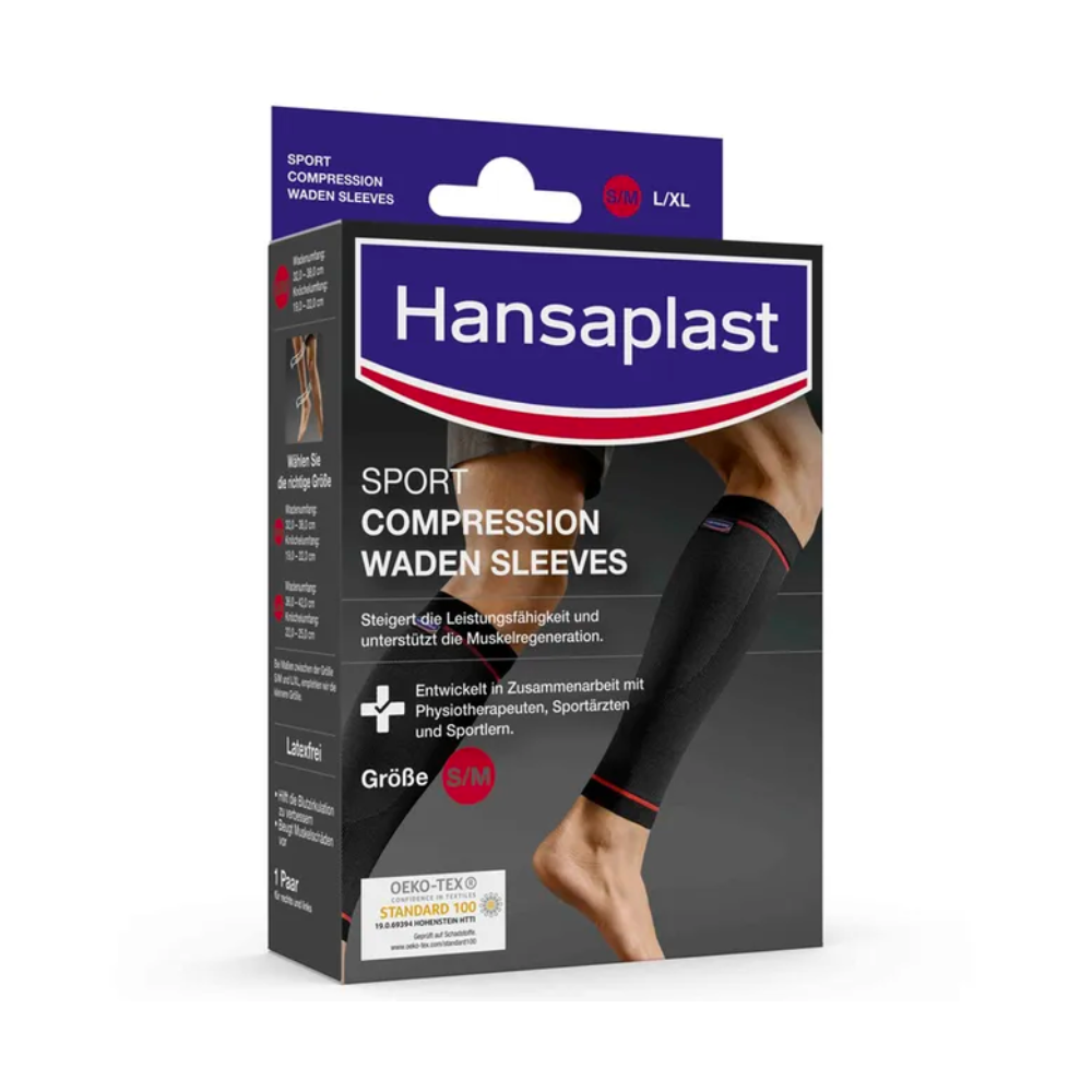 Laatikkona poistotuote: Hansaplast Sport Compression Waden Sleeves, koko L/XL (1 pari) Beiersdorf AG:lta näyttää kuvan mustista hihoista jaloilla ja saksankielistä tekstiä. Suunniteltu lihasten palautumiseen ja esitetty pystyasennossa valkoista taustaa vasten.