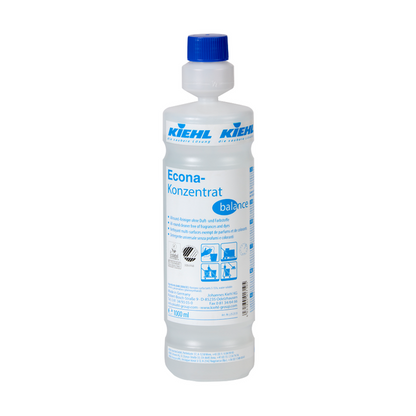 1 litran muovipullo, jossa on sininen korkki ja teksti "Kiehl Econa-koncentraatti balance yleispuhdistusaine ilman hajusteita ja väriaineita" Johannes Kiehl KG:lta. Erittäin tiivistetty puhdistusaine sisältää käyttö- ja turvallisuusohjeet piktogrammeineen etiketissä.