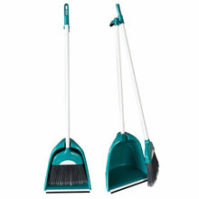 Kaksi turkoosia Arcora Kehrset Karisma soikeaa siivoussettiä Arcora International GmbH:sta on kuvattu pystyasennossa, toinen harja on rikkalapiolla ja toinen nojaa kulhoon. Setit toimitetaan 12 kappaleen laatikossa.