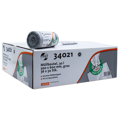 Harmaa DEISS First Plus Pcr -roskapussien laatikko, jossa on kuva rullasta, on kooltaan 30 litraa ja 500 x 600 mm. Se sisältää 36 rullaa, joissa jokaisessa on 50 pussia. Laatikossa on EMIL DEISS KG (GmbH + Co.) -merkkilogot ja 'Easy Open' -symboli, joka osoittaa, että se koostuu 40 % kuluttajajälkeisestä kierrätysmateriaalista ja on siten ilmastoneutraali valinta.