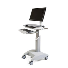 Der Novocal Mobiler Arbeitsplatz für Laptop oder Panel PC inkl. höhenverstellbarem Monitorarm und VESA (1 Stück) ist ein mobiler Arbeitsplatz auf Rollen, abgebildet mit Monitor und Tastatur, vor einem schlichten weißen Hintergrund.