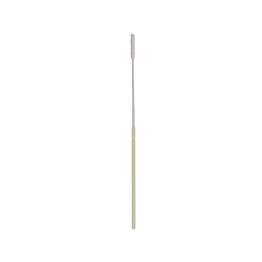 Ein Bild eines langen, dünnen Pluslife-Nasenabstrichs mit einer kleinen Spitze, zentriert auf einem einfachen weißen Hintergrund.
